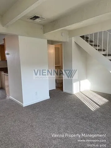 7032 Fair Oaks Blvd — Photo 5