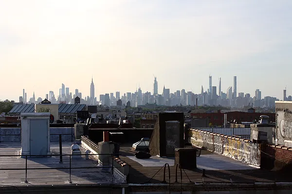 Rented by Highline Residential | media 44