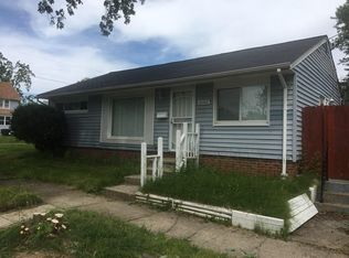 16302 S Lotus Dr, Cleveland, OH