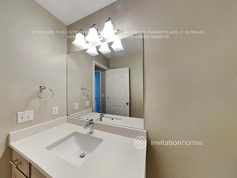 4126 45th Ave NE — Photo 14