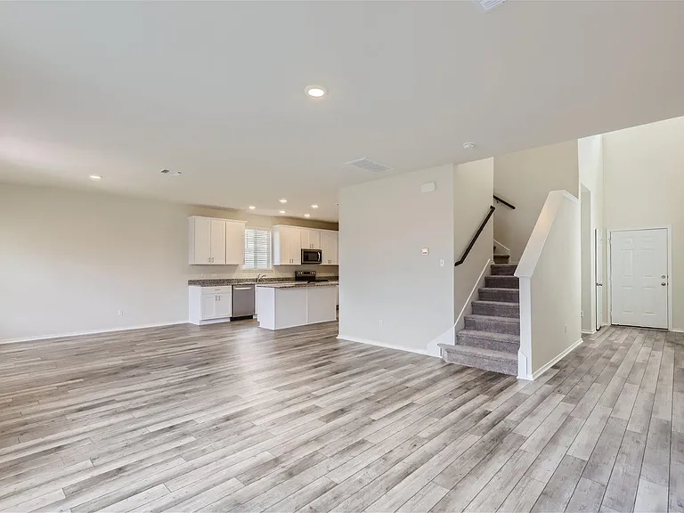 74 Pacific Loon St — Photo 3