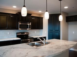 609 Prairie Ln, Columbia, MO 65202