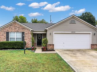 12019 Royalwood Dr, Fishers, IN 46037