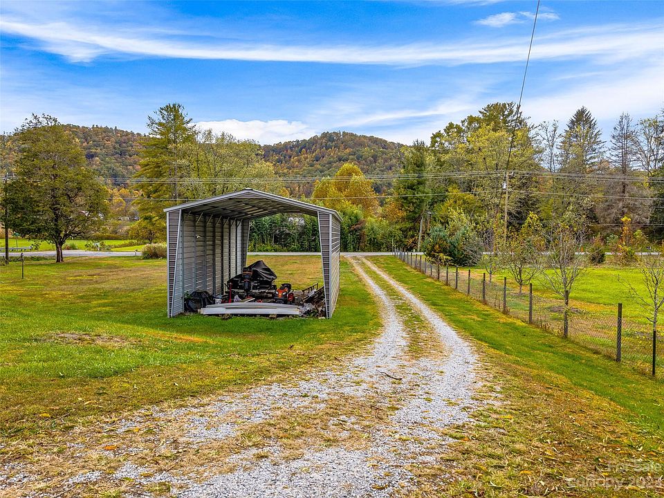 4087 Crab Creek Rd, Penrose, NC 28766 Zillow