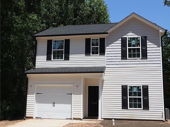2nd image of 2909 Bainbridge Dr