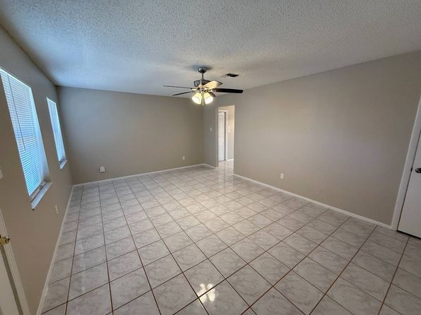 196 Larkspur Ct, Kissimmee, FL 34743