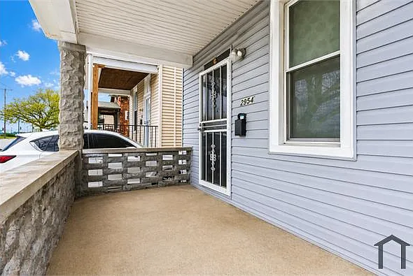 5 bed, 1784 sqft, $2,040 — Photo 3