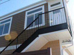 327 17th St #101, Huntington Beach, CA 92648