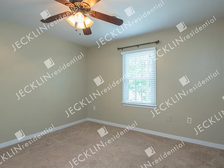 2329 Horsley Dr — Photo 26