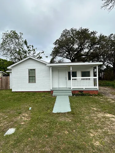 1008 N Z St #A Photo 1