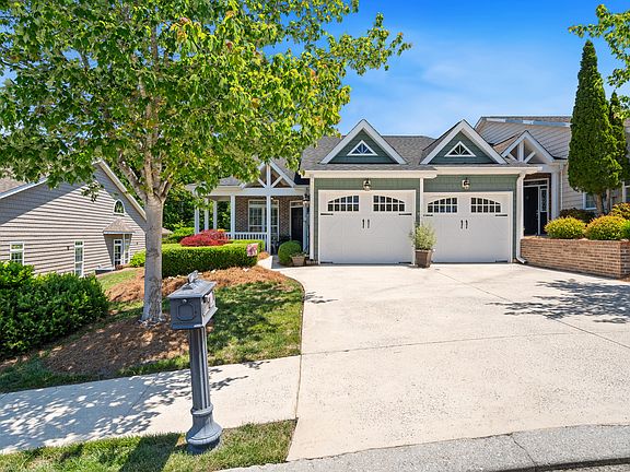 5th image of 139 Hillhouse Ln