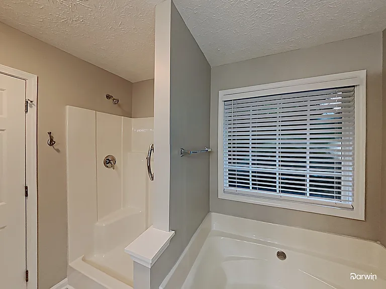 187 Alexis Dr — Photo 10