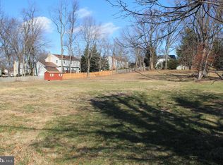 322 Nutley St SW, Vienna, VA 22180