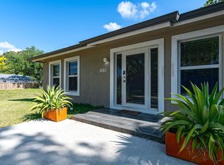 1081 NE 132nd St, North Miami, FL 33161