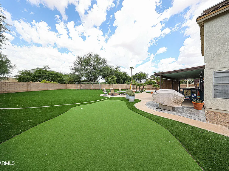 3902 E Rosemonte Dr — Photo 35