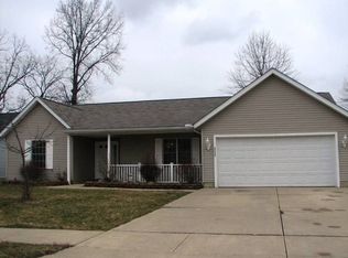 3035 Surf Rd, Lorain, OH 44053