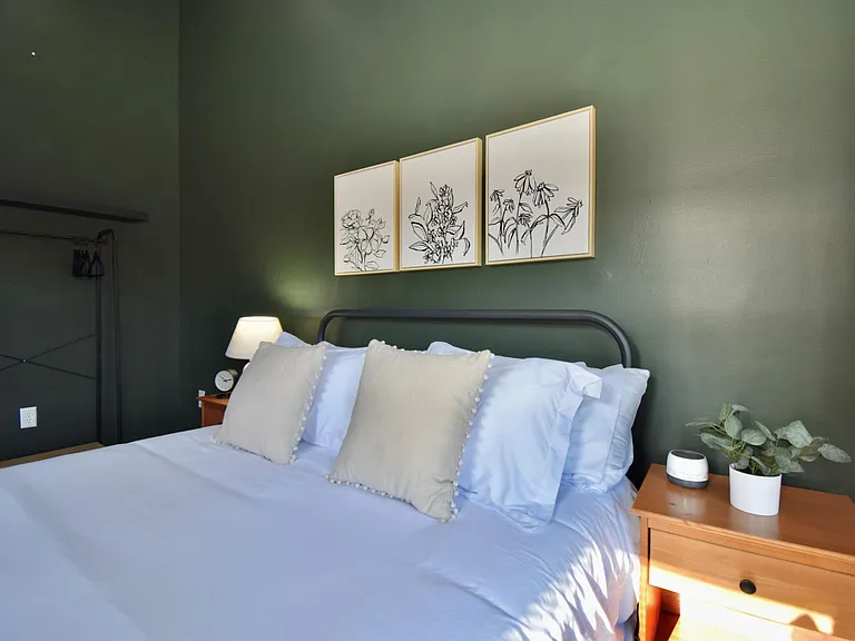 110 E 13th St #3 — Photo 11