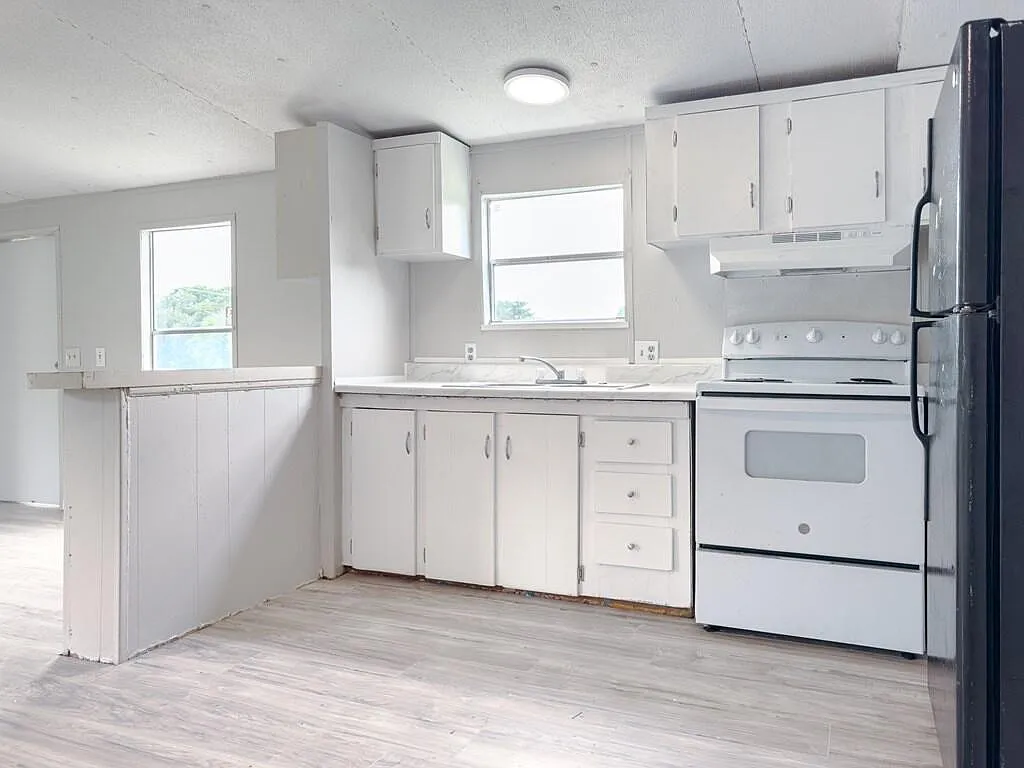 2 bed, 672 sqft, $950 — Photo 4