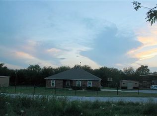 146 Longbranch Dr, Decatur, TX 76234