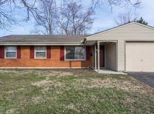 1099 Salem Ln, Xenia, OH 45385