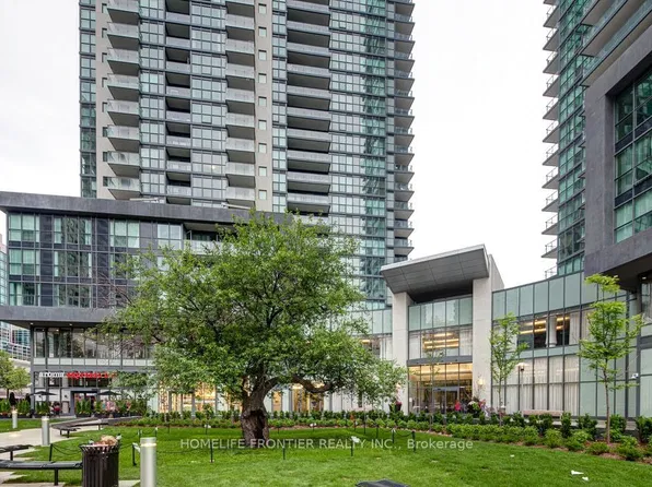5162 Yonge St, Toronto, ON