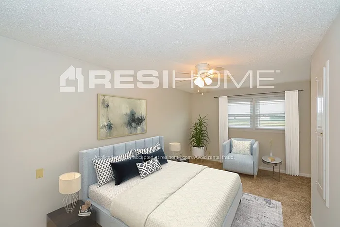2592 Fairview Blvd — Photo 11