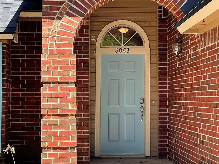 8003 Willet Trl — Photo 3