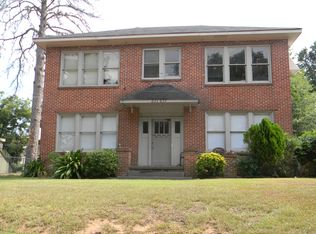 237 College St, Shreveport, LA 71104