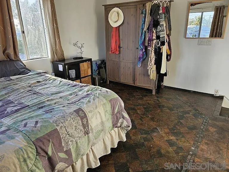 4076 Manzanita Dr — Photo 11