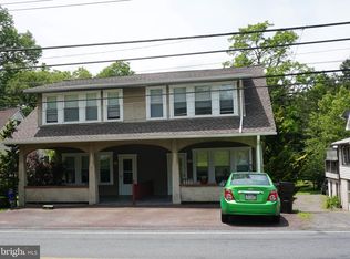 26 Main St, Schwenksville, PA 19473