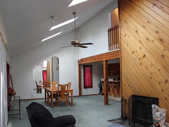 4th image of 2335 Buena Vista St