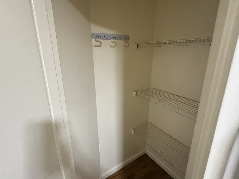 108 W Cedar St #502 — Photo 10