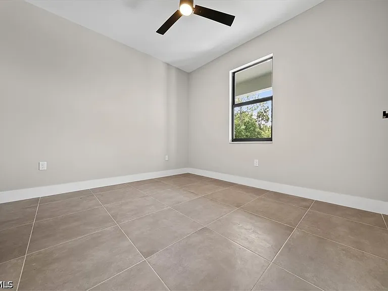 1012 Gerald Ave — Photo 17