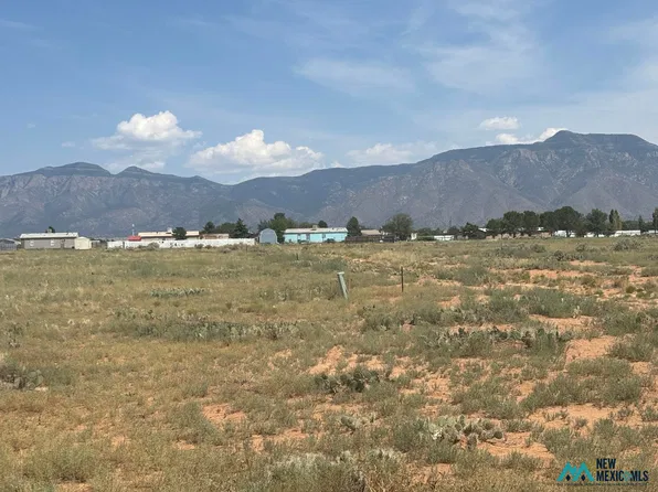 11 Bk 5 Tr Mayo Loop 12, Los Lunas, NM 87031