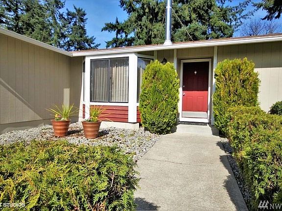 2nd image of 8407 187th Street Ct E