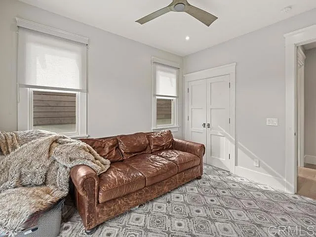 1027 G Ave — Photo 16