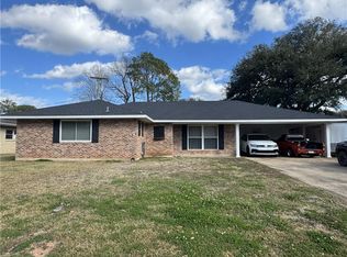 907 Snow White Dr, Alexandria, LA 71303