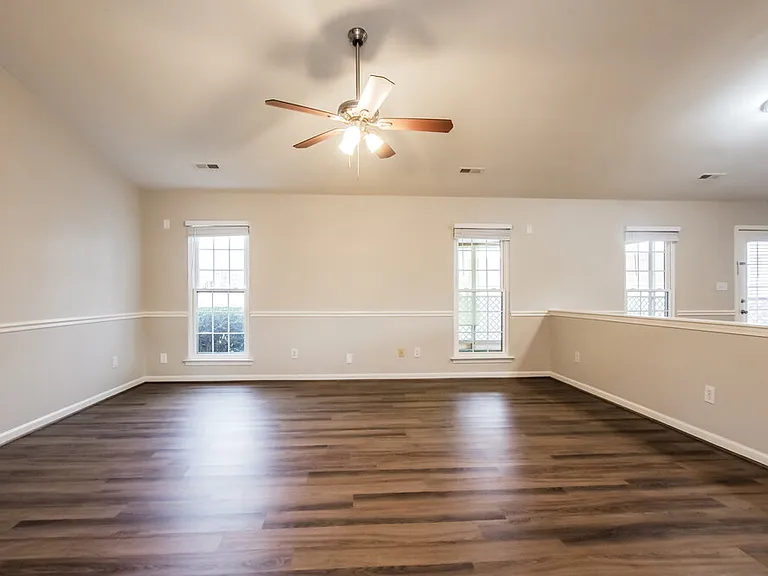 4006 Quail Hollow Ct — Photo 4