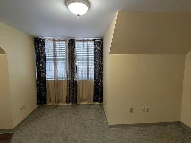 320 E Lincoln Ave — Photo 31