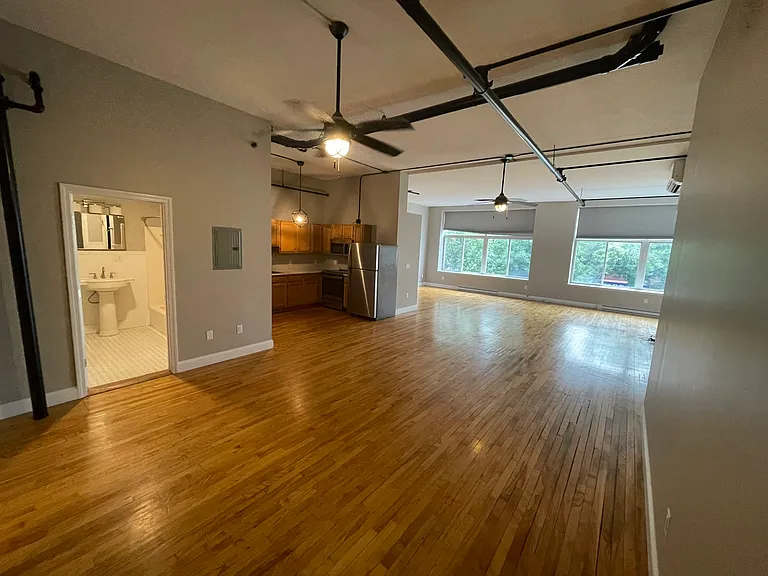 10 Franklin Ct #1 — Photo 3