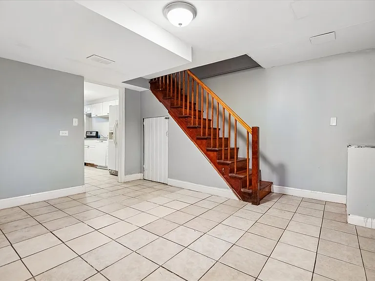 3914 Erdman Ave #1 — Photo 15