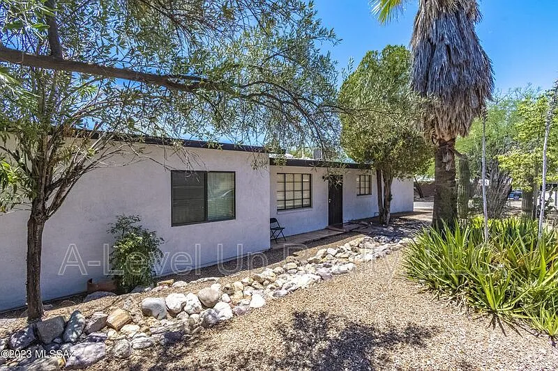 1 bed, 1.0 bath, $500 — Photo 1