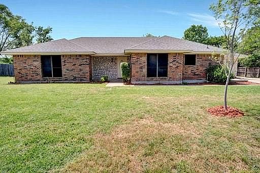 1st image of 121 Crest Brook Dr