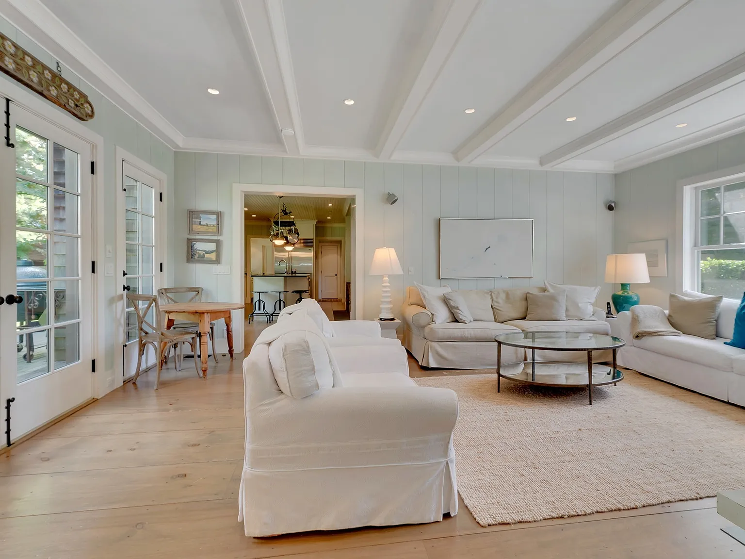 In the heart of East Hampton Village and quietly apart from it. — Photo 4