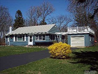 1st image of 900 Bayview Ave