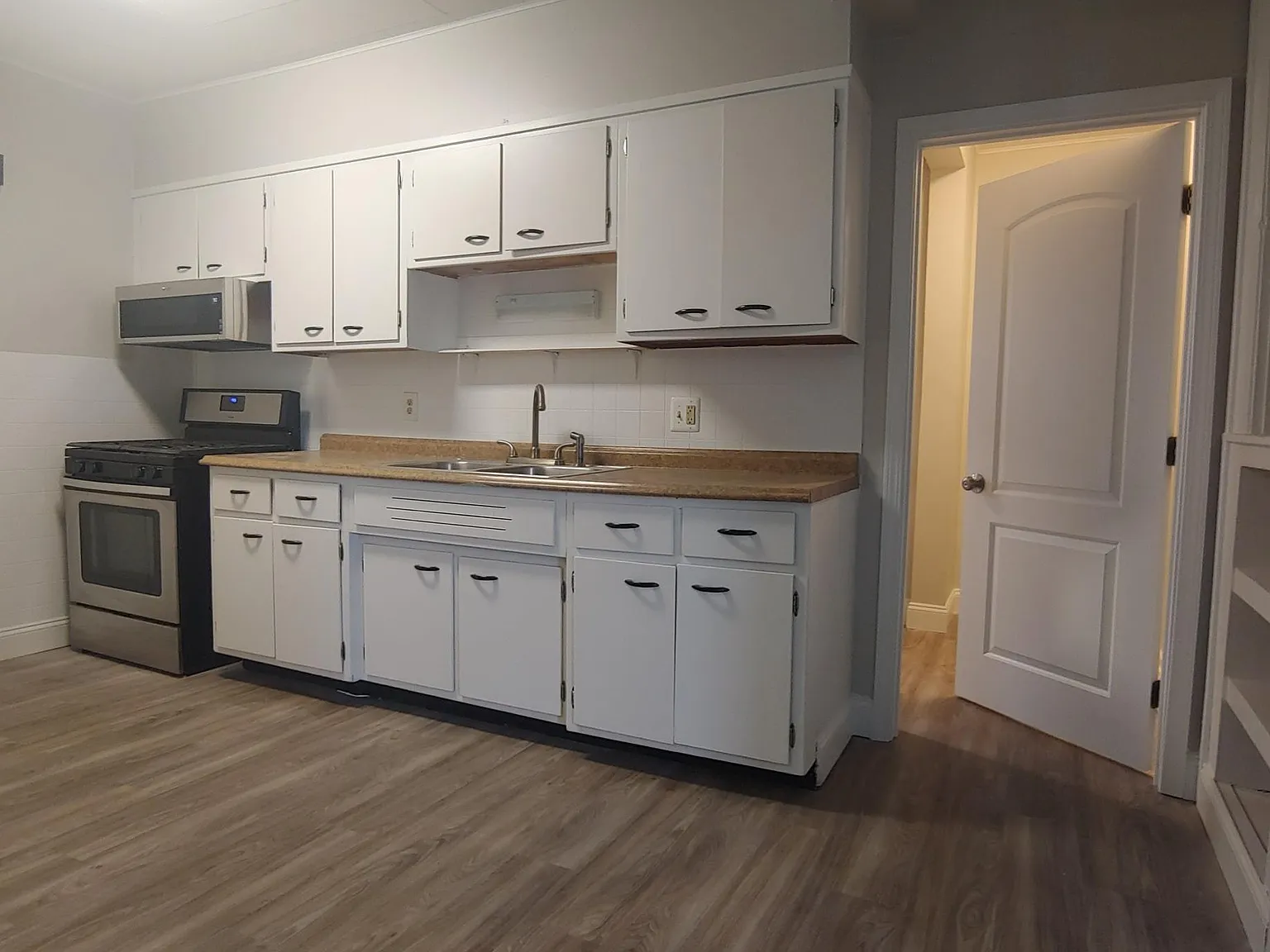 2 bed, 820 sqft, $1,175 — Photo 4