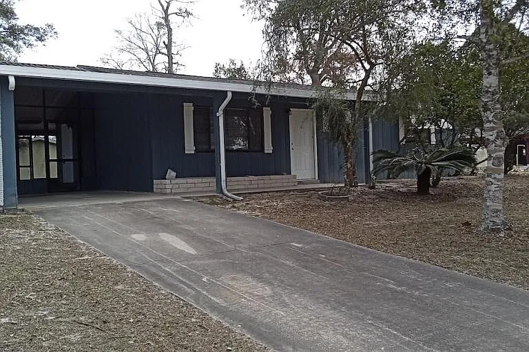 10081 SW 93rd Ct — Photo 1