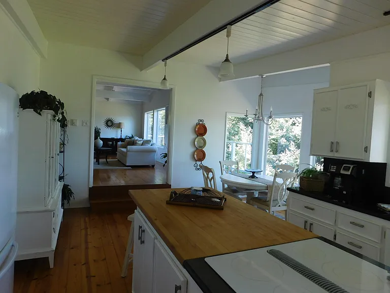 28601 Brooks Rd — Photo 10