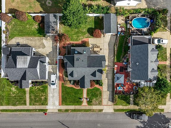 5th image of 17 Cedar Dr #1