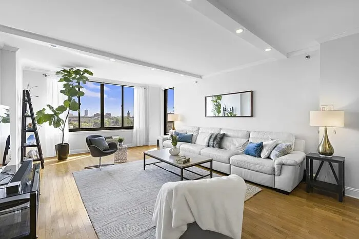 415 Newark St #415 — Photo 3